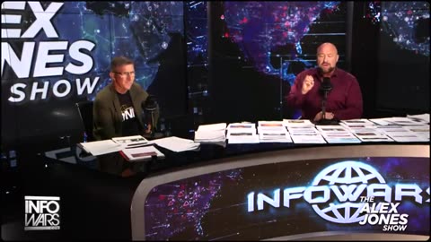 General Flynn and Alex Jones- The Deep State is Desperate!