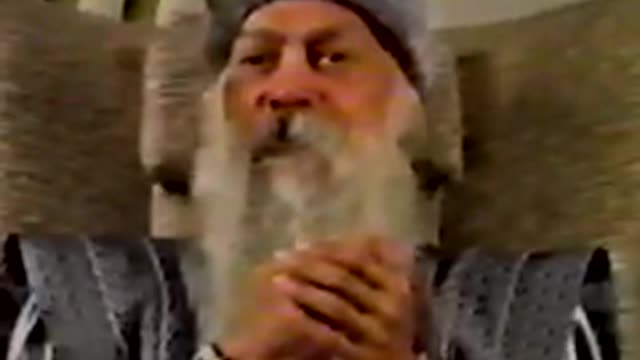 Osho Video - The Osho Aka Rajneesh Upanishad 08