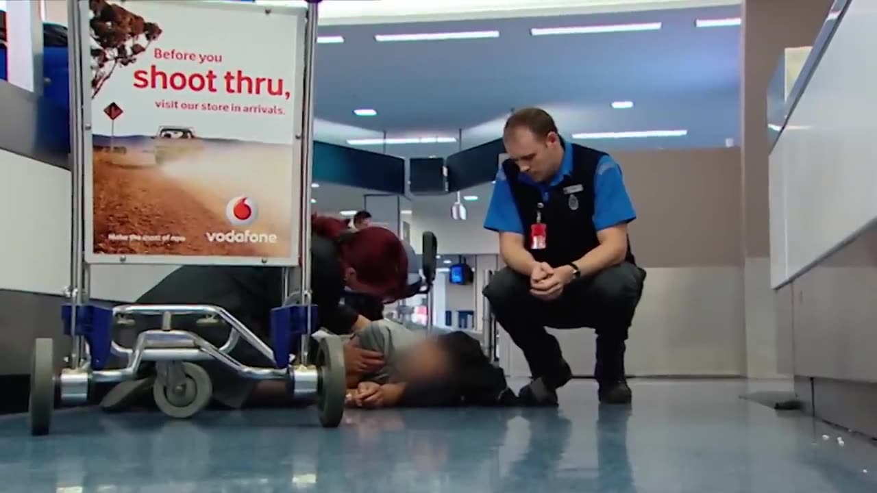 Refusing a Search at Customs | Border Security: Australia's Front Line