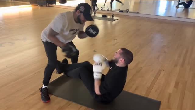 Adin Ross's gym session part 1