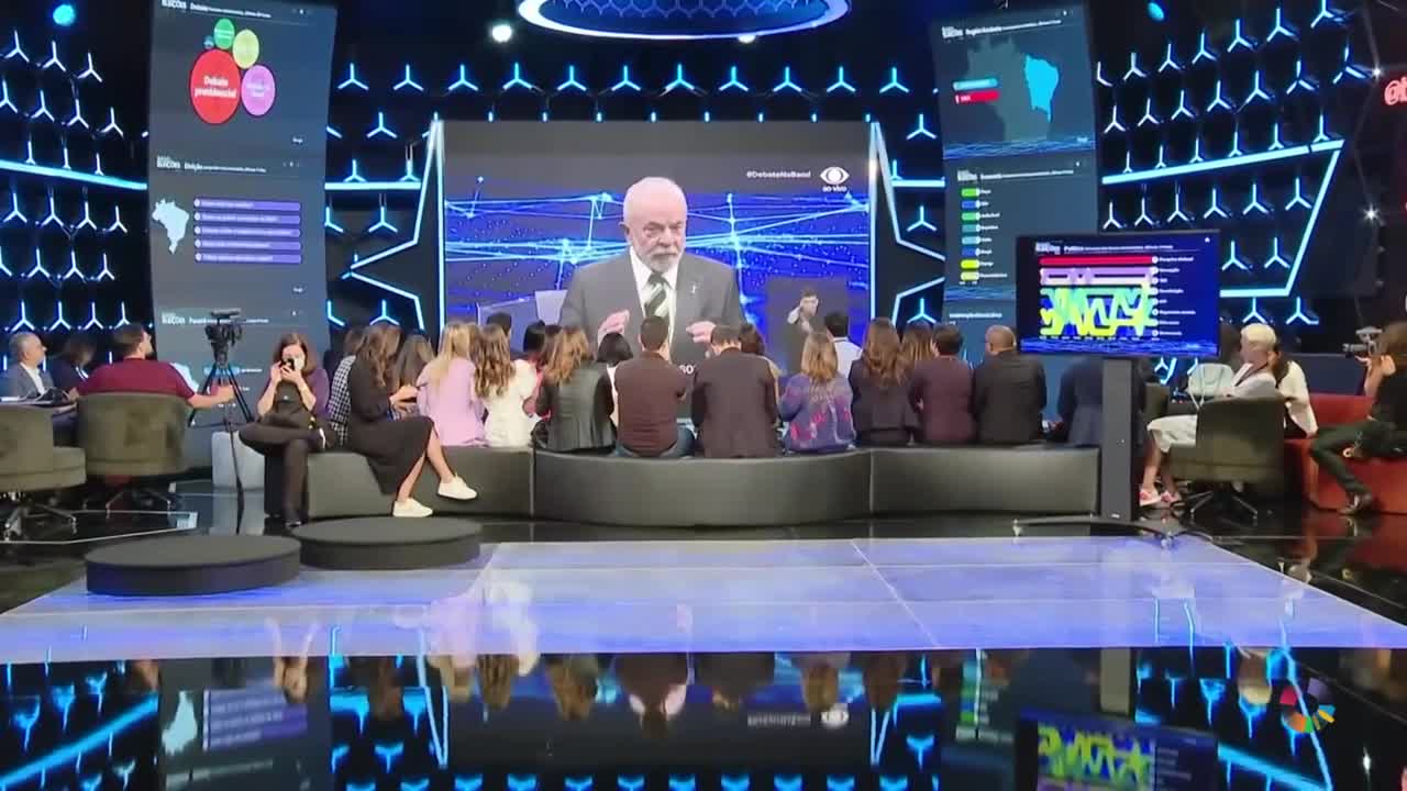 Brazilian Presidential Candidates Trade Corruption Allegations In Debate