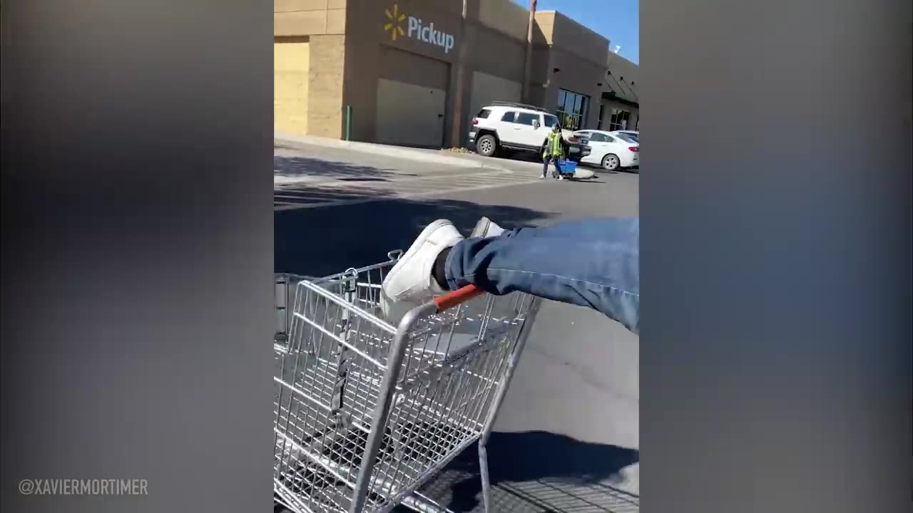 Superman Shopping 😳 !! BEST MAGIC PRANK EVER ✨️