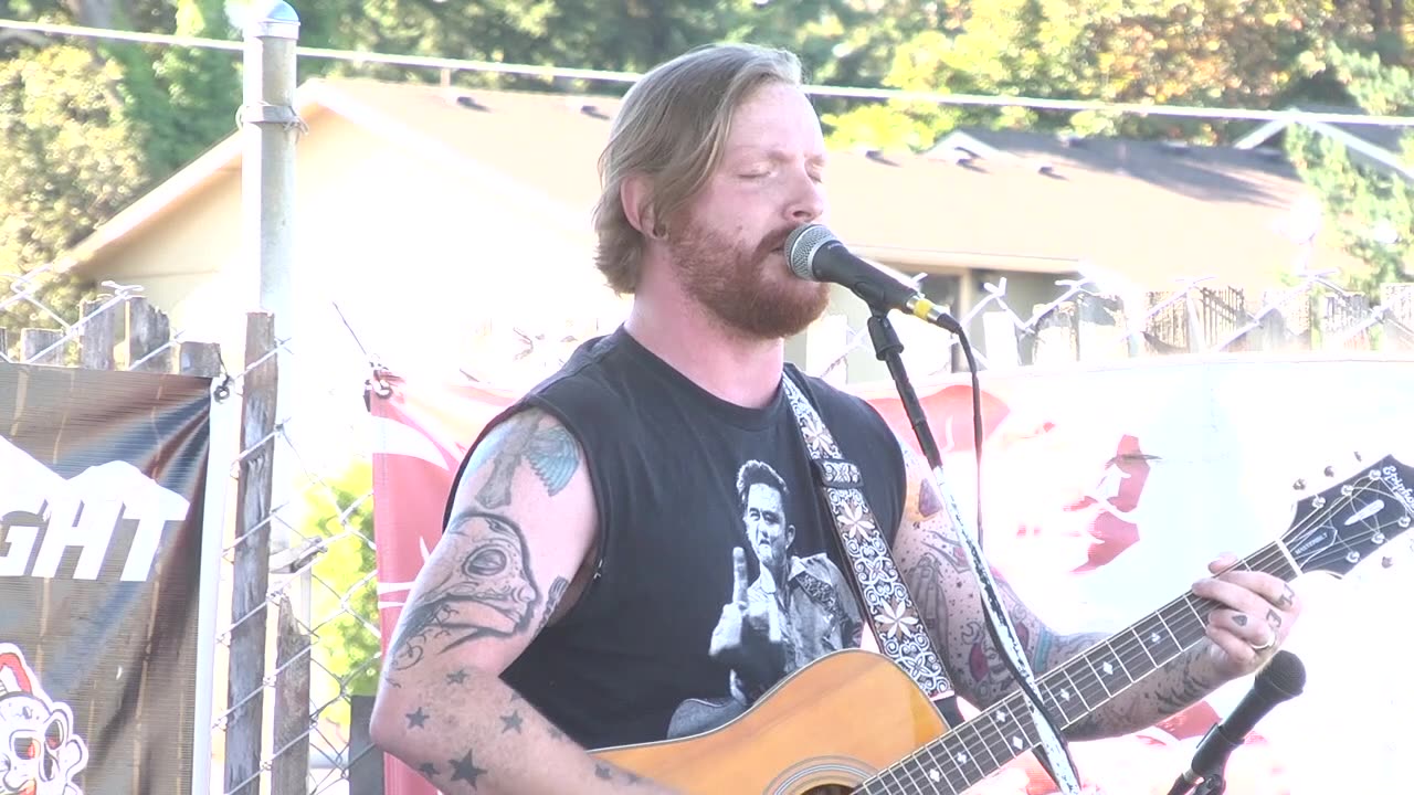 Whisky Nick - The Waitress - (Country/Rock)