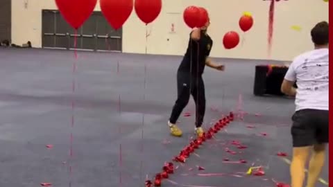 Most Amazing Ballon Popping Race Ever Ridiculousness kx2tm