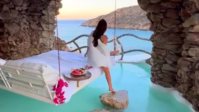 Imagine staying here all day