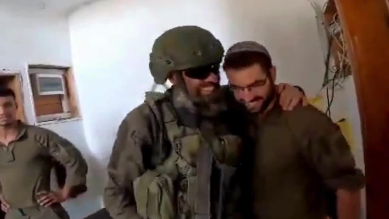 A heartwarming reunion in Gaza - a father and son serving in the Israel Defense