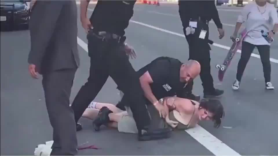 CRAZY Pro-Abortion Activist Gets Tackled By Secret Service