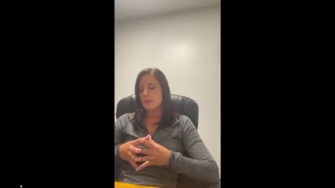 ICU Nurse Nicole Whitley drops bombs - "You're being lied to"