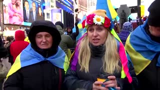 Protesters in Times Square call for peace in Ukraine