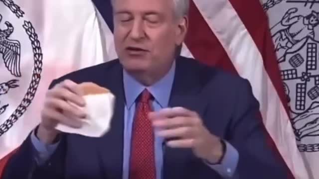 Remember this? Deblasio pushing vax with free lunch. Loser.