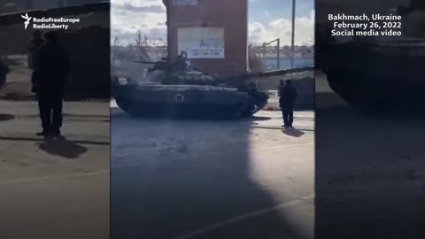 A Single Man In Ukraine Takes On A Russian Tank