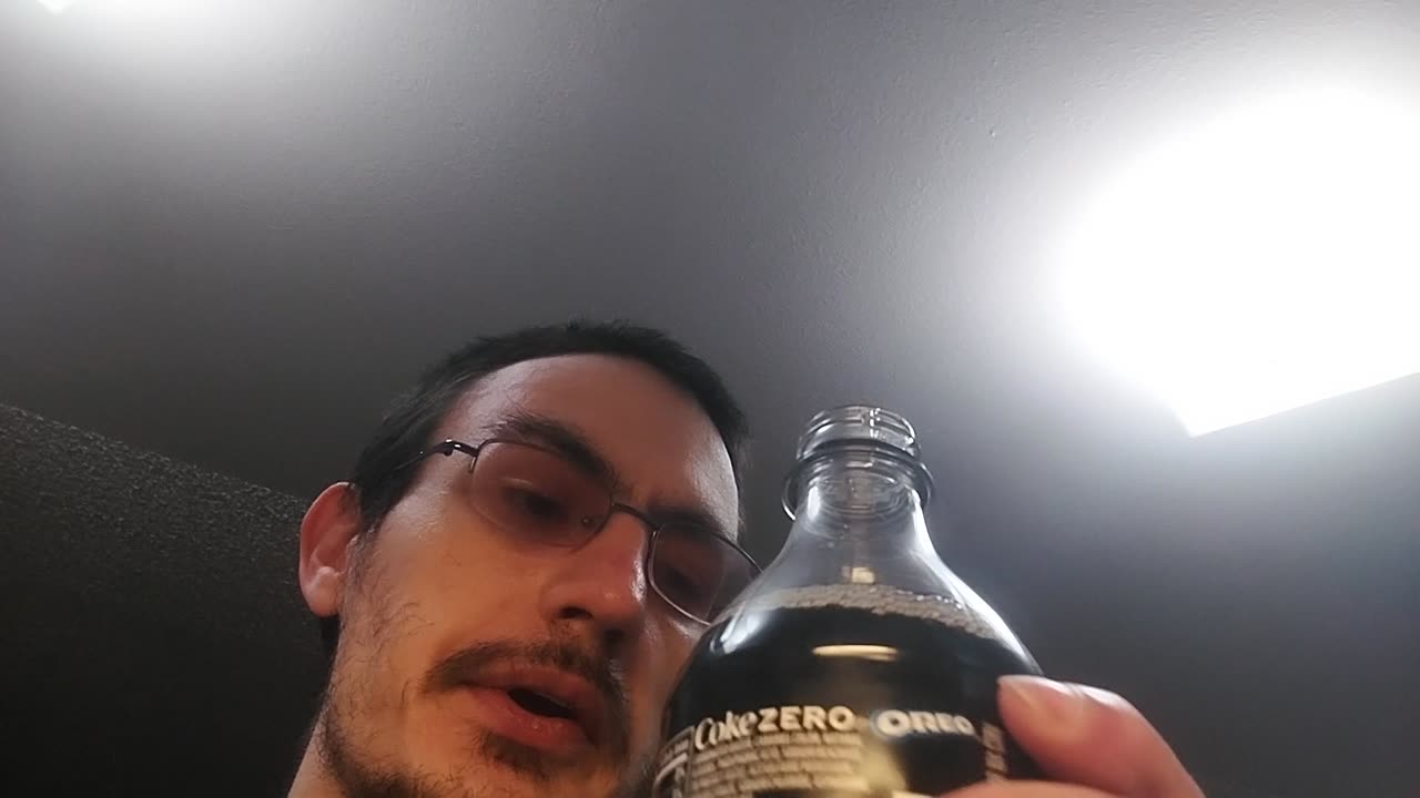 Reaction To Coca Cola Zero Sugar Oreo Soda