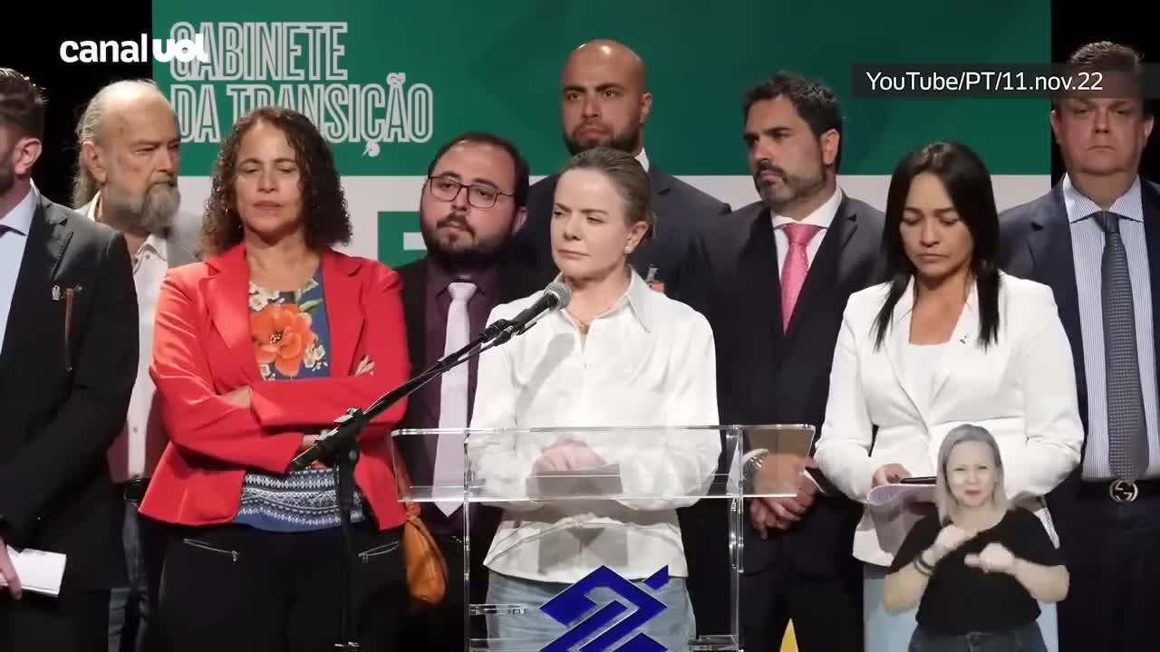 Não é papel de comandantes das Forças Armadas fazer avaliação política, diz Gleisi