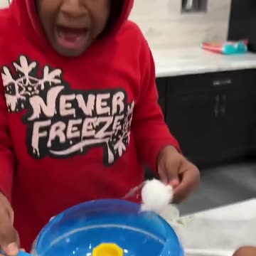 Dad catches kids making cotton candy past bedtime
