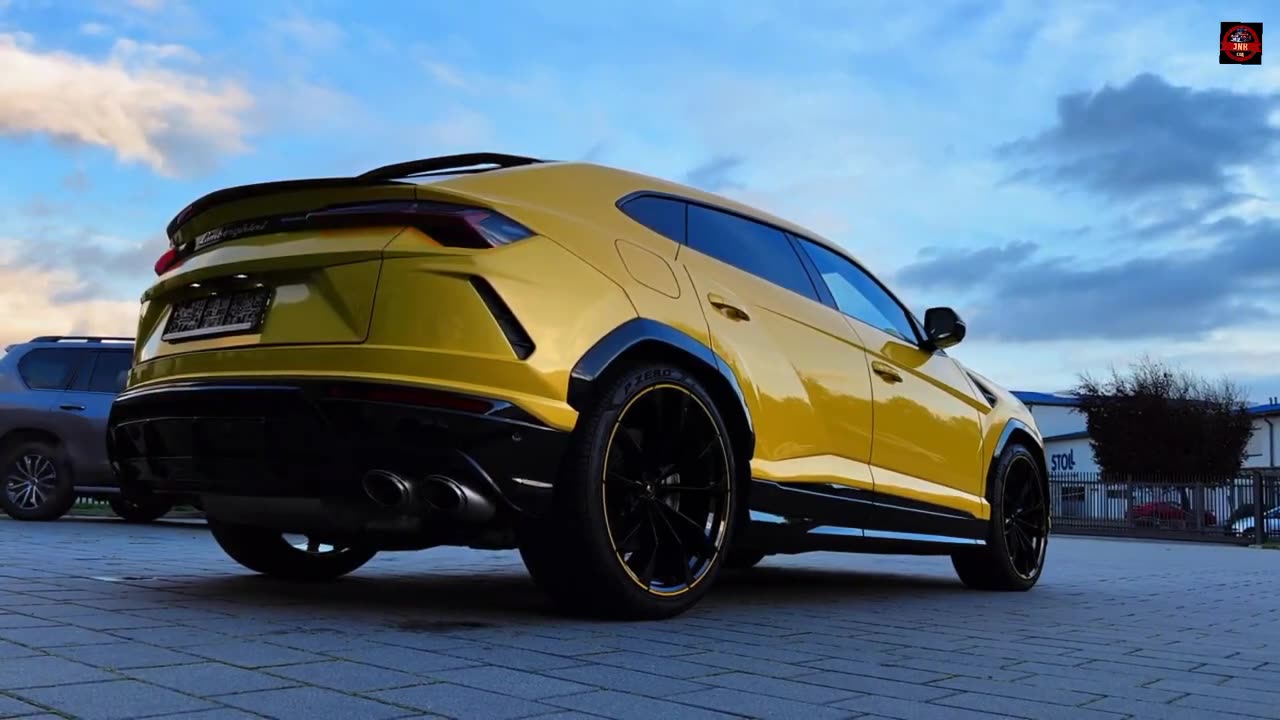 2023 Lamborghini URUS, the fastest SUV in the world #car2023 #lamborghini #urus