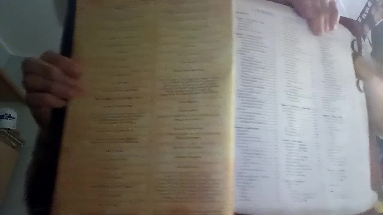 Looking at the 5th Ed. Dungeon Masters Guide.