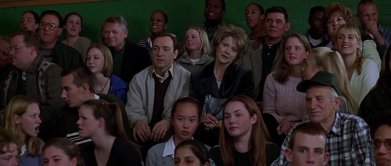 "the amazing cheer leader" ::film-American beauty::two minutes film clips