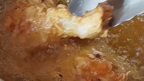 Perfect Fried Chicken Tender Inside Crispy Outside #chicken #friedchicken #kfc #jollibee #howtocook