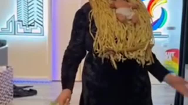 Drag queen performer in Florida performs to its audience