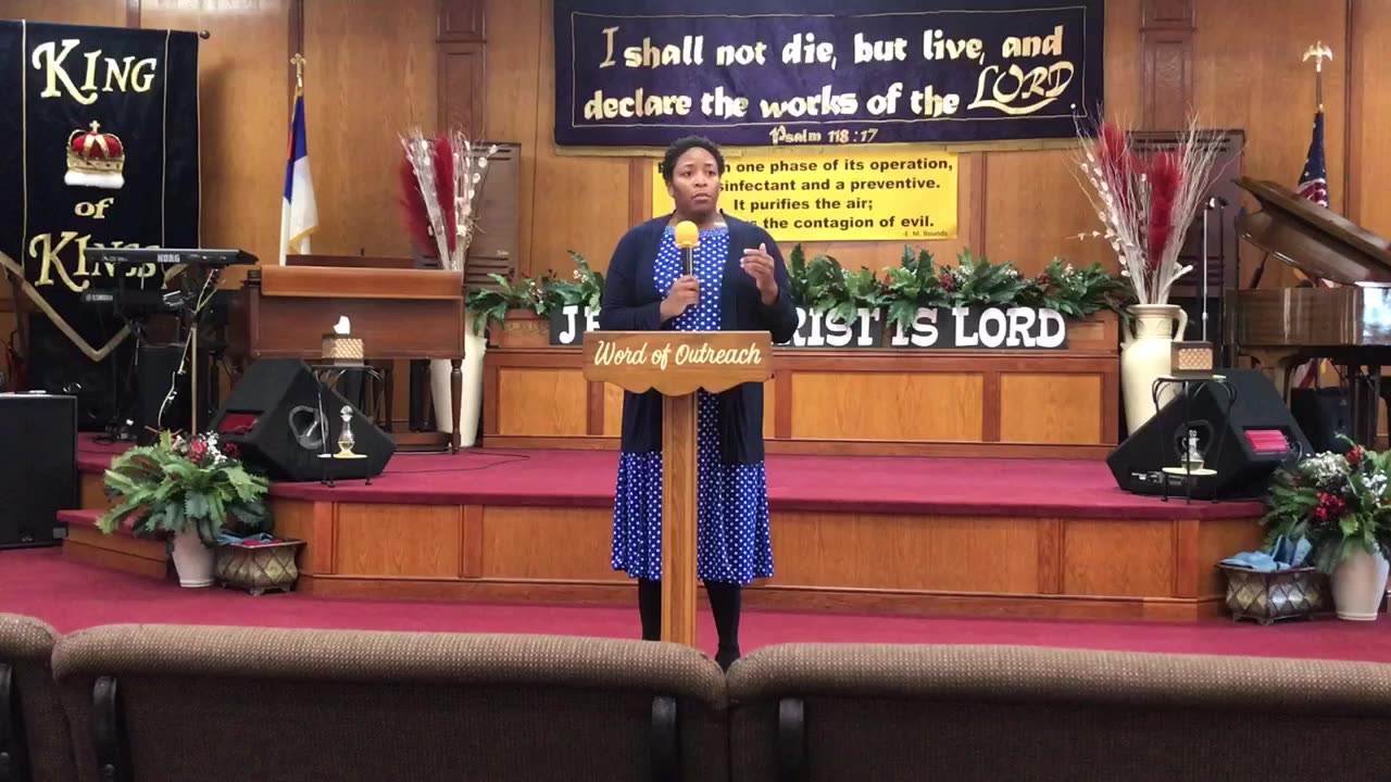 Seeing And Looking Are Not The Same