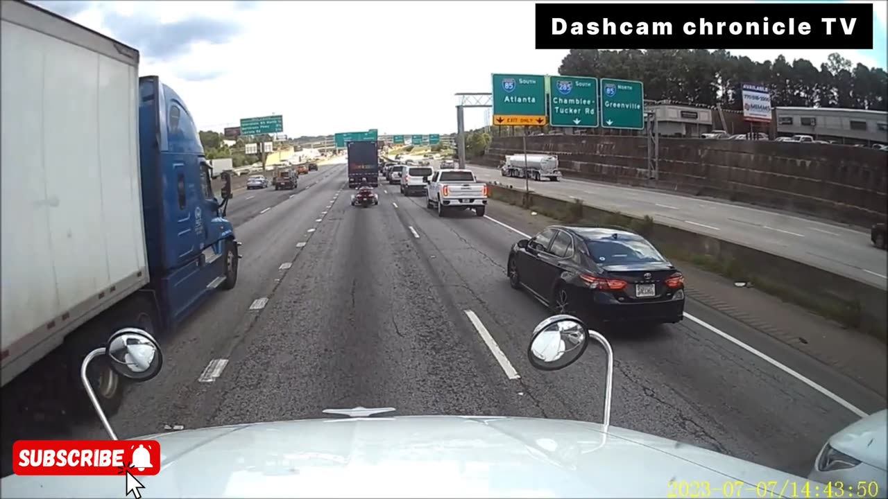 "Road Rage Rampage: Insane Dashcam Moments You Won't Believe!" Horrible Scene