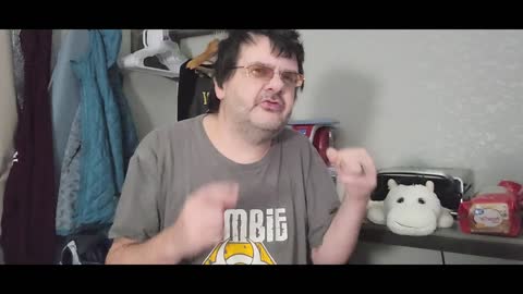 Howard stern is still an idiot....