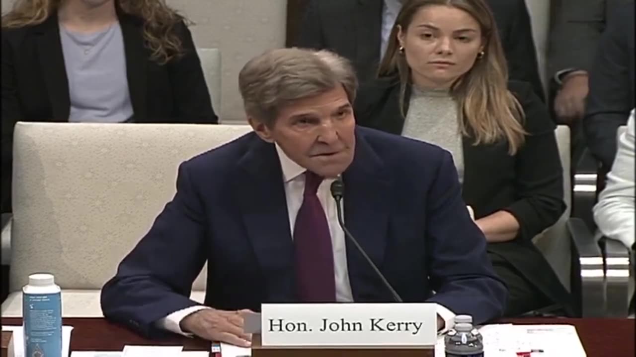 John Kerry Claims He Has Never Used Private Jets With The State Department