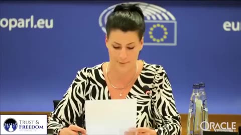 Fiona Hine from the UK speaking in Brussels