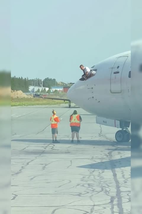 Aeroplane Pilot asking for directions to Pick@Pay