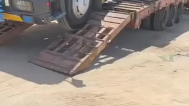 The rear half of the docking truck