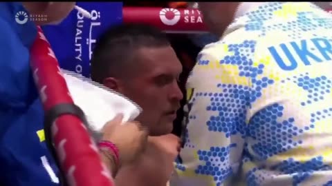 Oleksandr Usyk will be stopped from kissing his cross