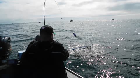 ASTORIA CHINOOK FISHIN PART 1