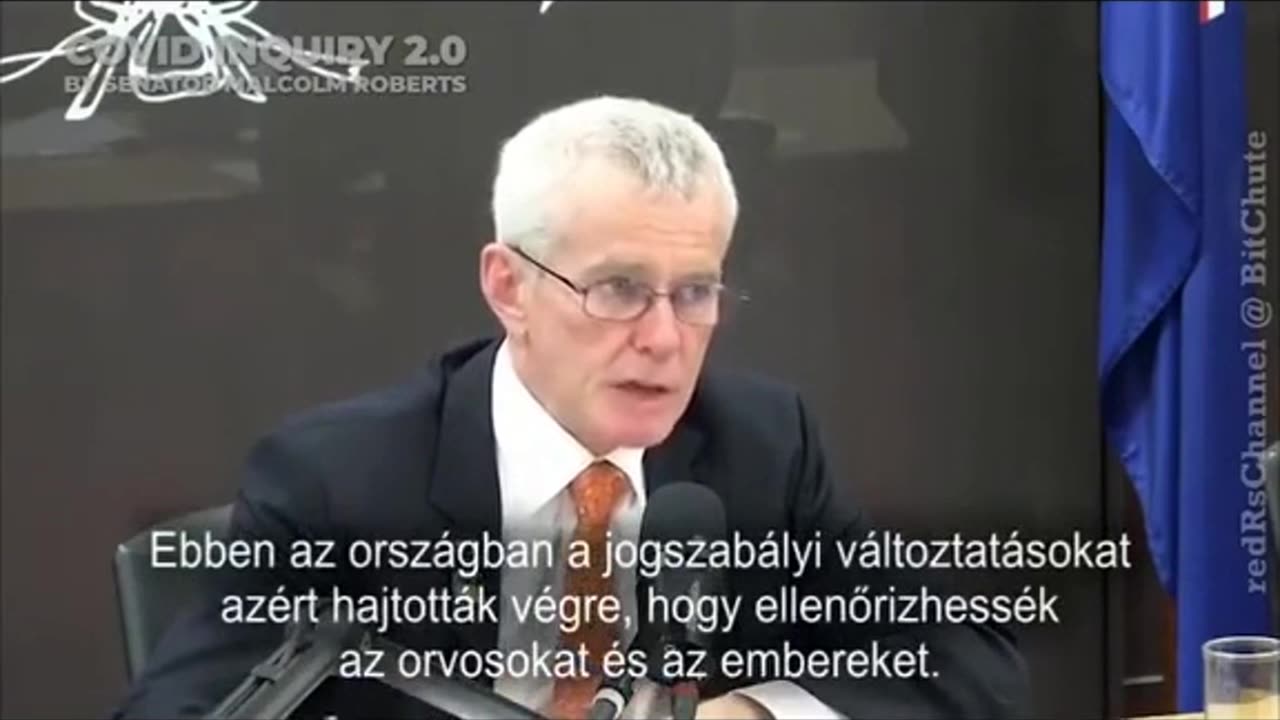 Malcolm Roberts Queensland senator COVID (De mi levadászunk benneteket bűnösöket!)