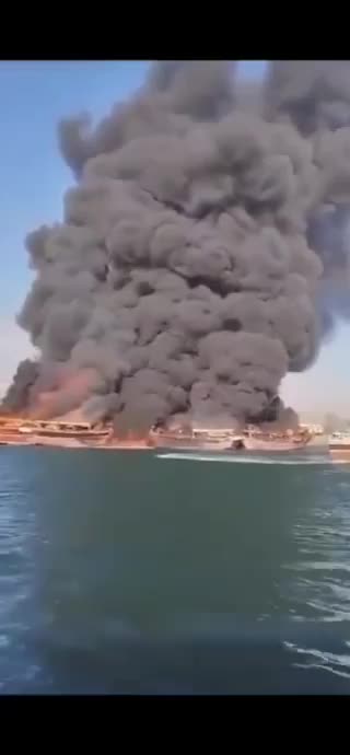 Powerful explosion destroys 16 ships in Iran with weapons for the Yemeni
