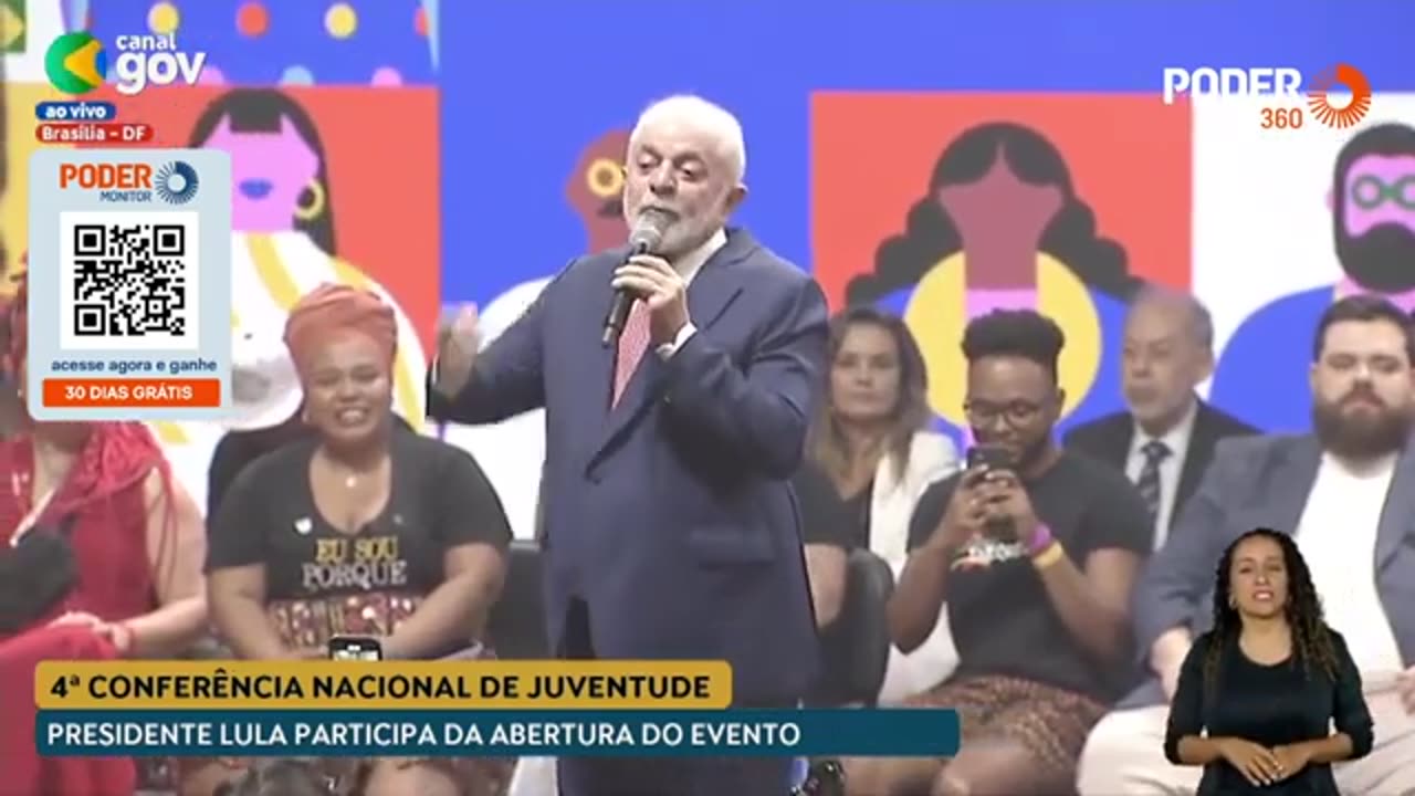 "...colocamos um ministro comunista no STF" Comunista não pode ser juiz: a imparcialidade é condição essencial à Justiça.