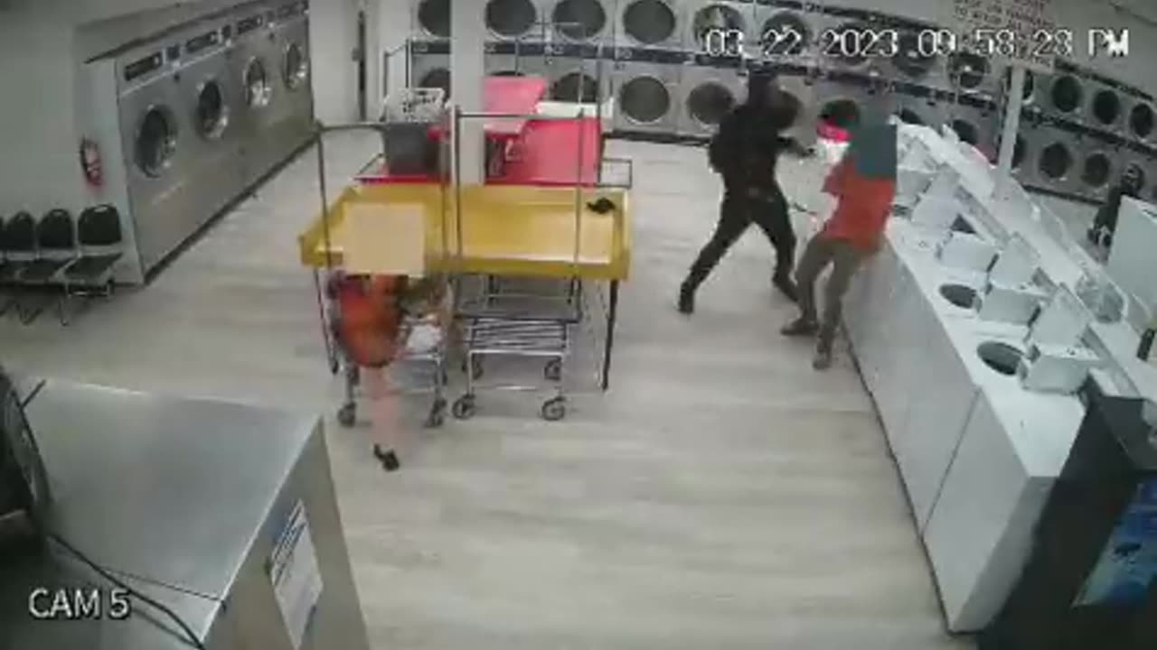 Random Laundromat Attack