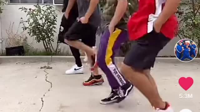 Tube-man shuffle @Thewilliamsfam (thx @spirithalloween)