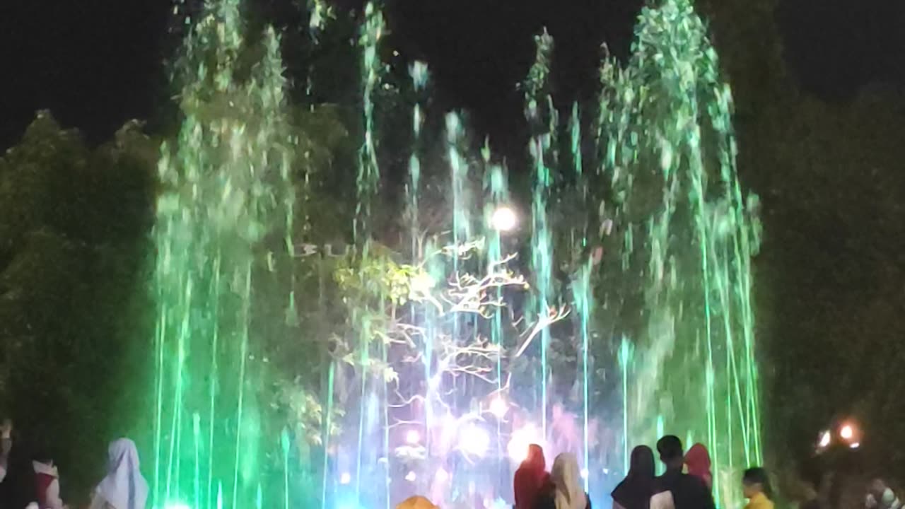 Time lapse on waterfall