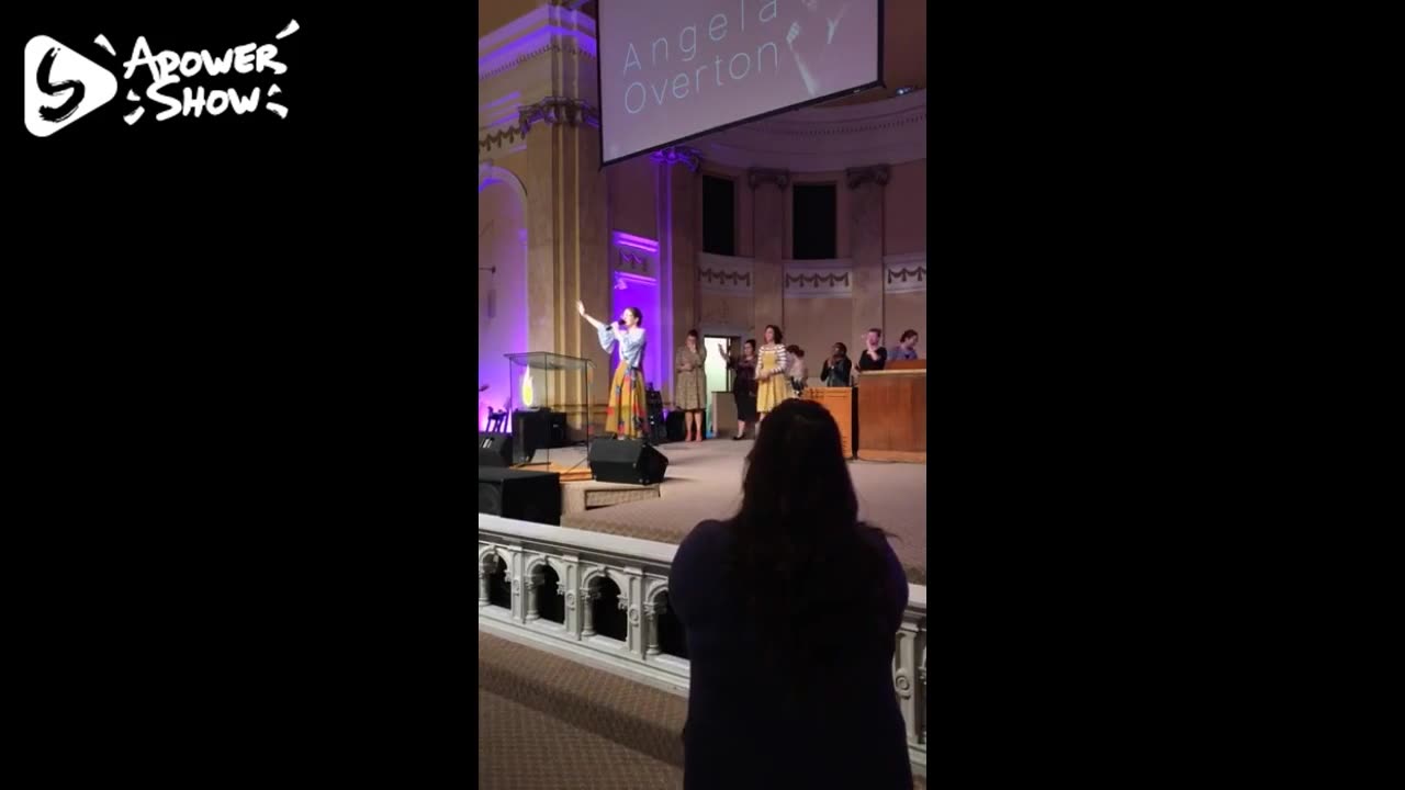 Urshan College - 2018-09-07 - Take Courage/Isn't He (This Jesus) (Medley)