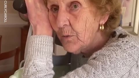 79-Year-Old Nan Becomes Vlogger