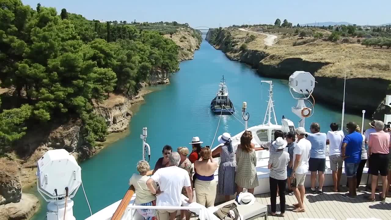 Corinth Canal, Greece (by Scenic Gems)