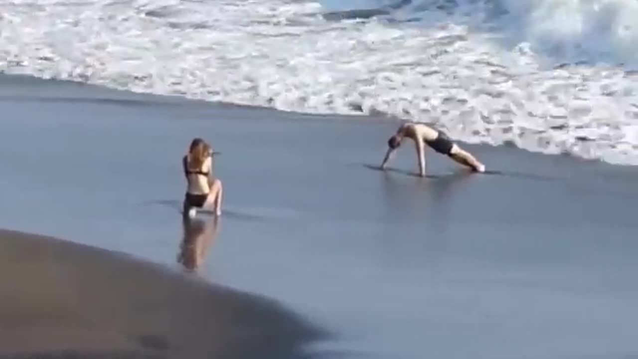 So funny video in fish
