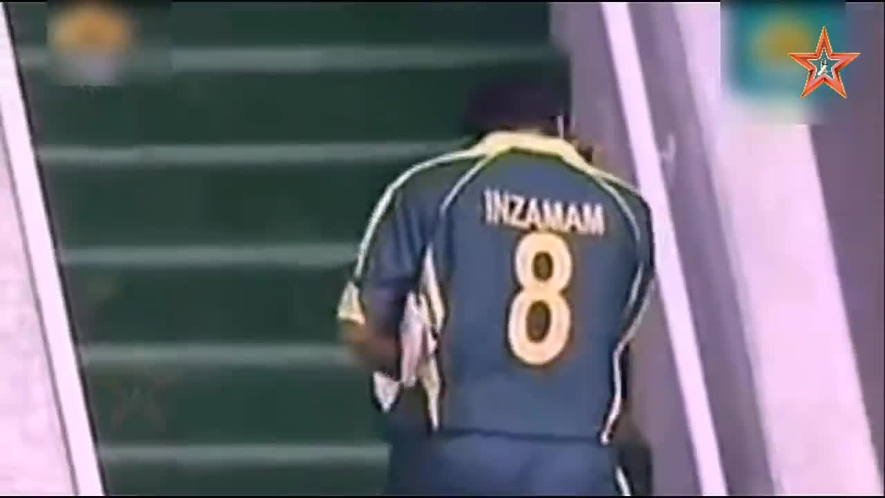 Top 10 Most Emotional & Respectful Moments in Cricket History