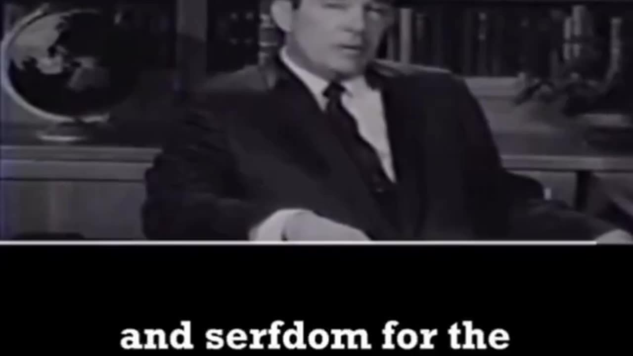 Best Explanation of the Difference Between a Democracy and Republican Forms of Government