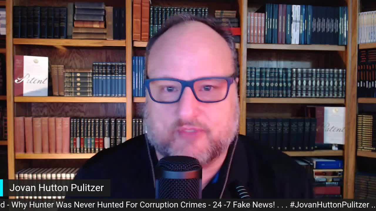 Hunter & Media lovefest!!! What is going on?