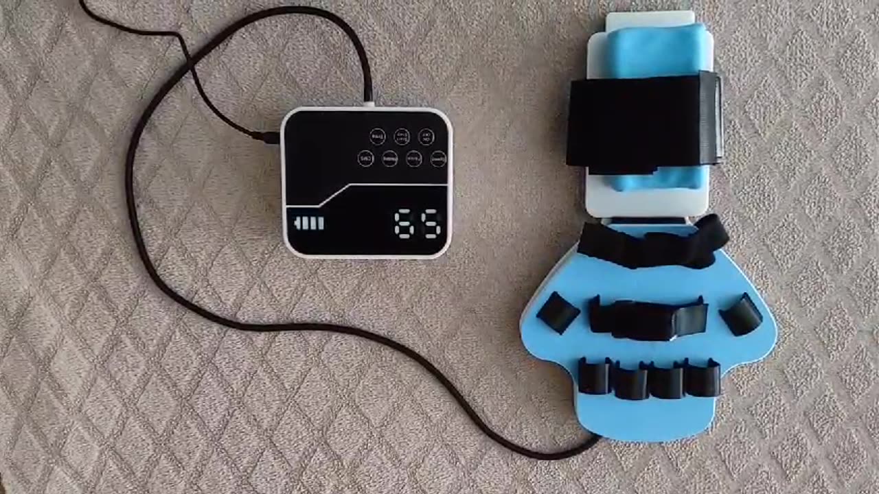 Wrist CPM ( Continuous Passive Motion Device ) for Wrist Rehabilitation and Physiotherapy