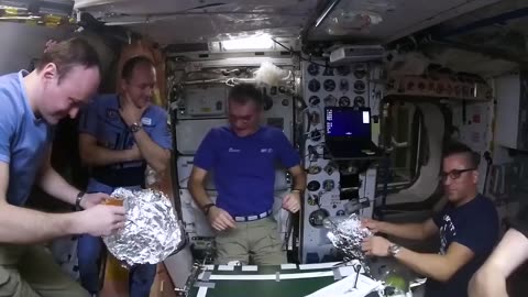 Life in Space - Making pizza