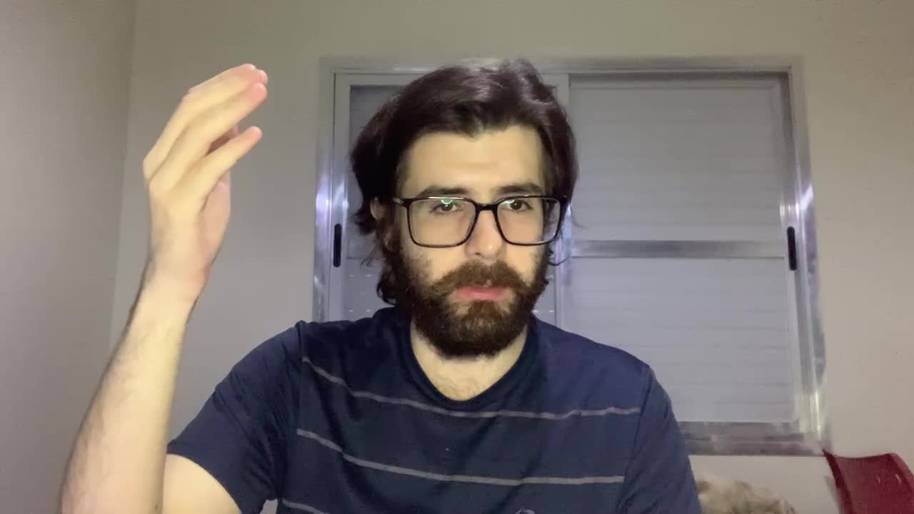 Não pode chamar Flávio Dino de comunista obeso