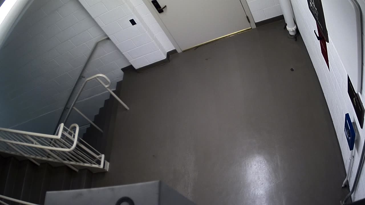 7041CVCLLStair6_2021-01-06_03h04min08s390ms.mp4
