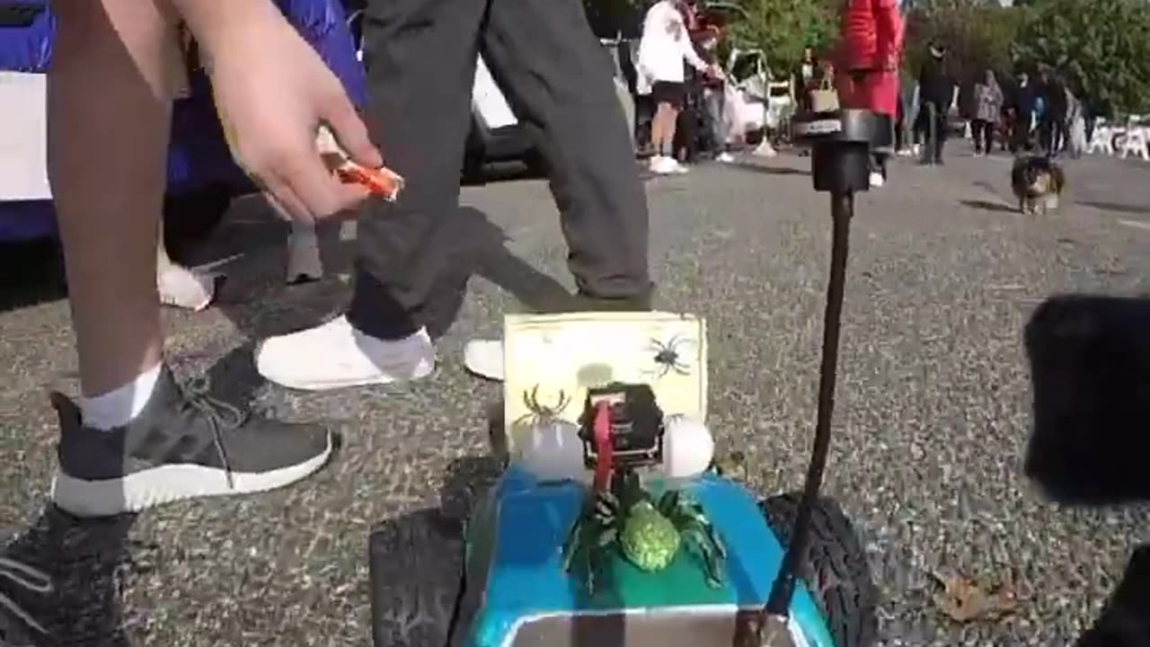 Rc car with taser gives candy on Halloween